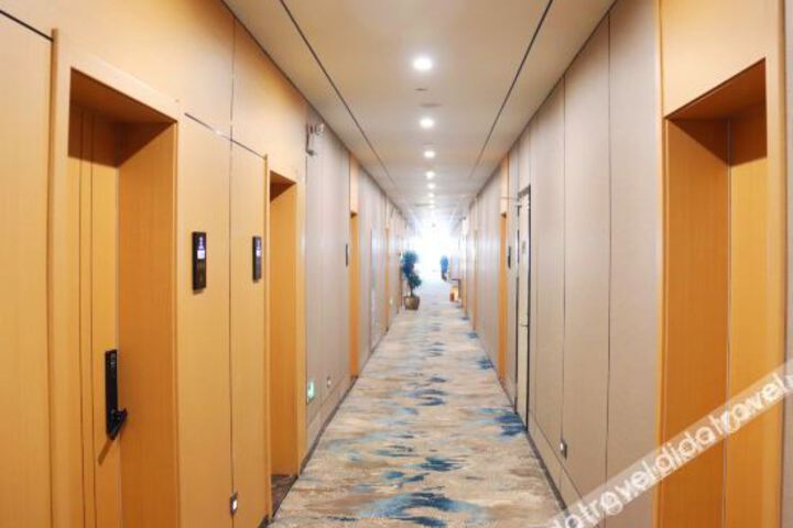 Hotel Interior 18 of 24