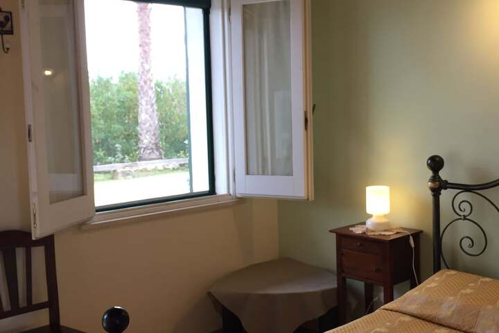 Room 6 of 46