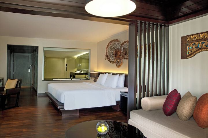 Room 42 of 297