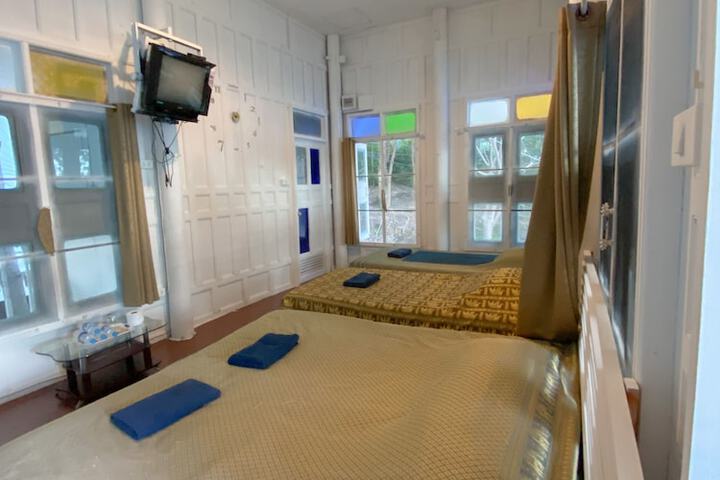 Room 39 of 181