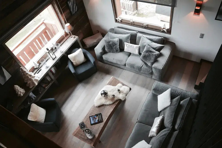 Room 5 of 22