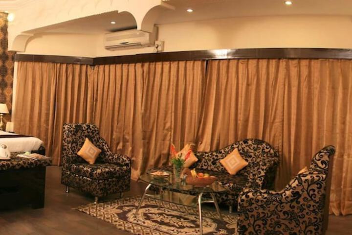 Room 9 of 56