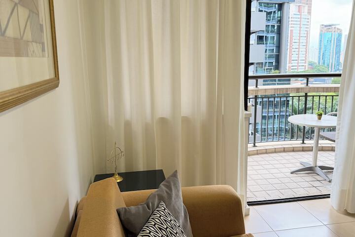 Room 16 of 39