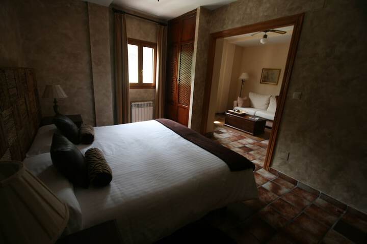 Room 2 of 61