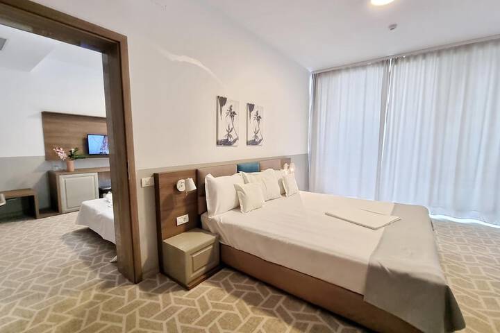 Room 16 of 51