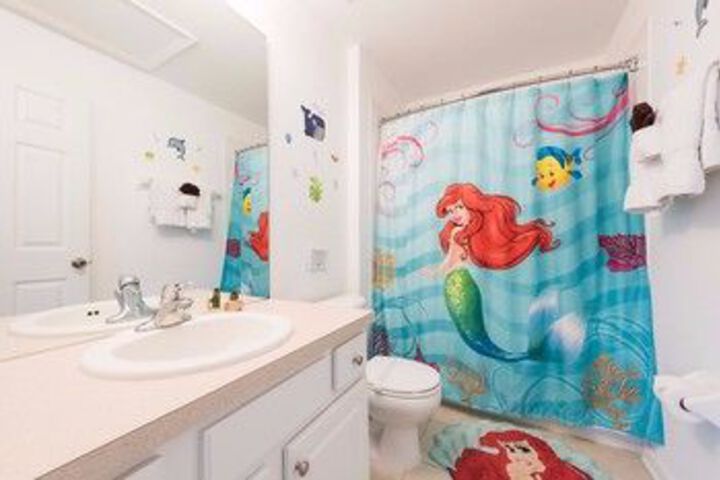 Room 5 of 52