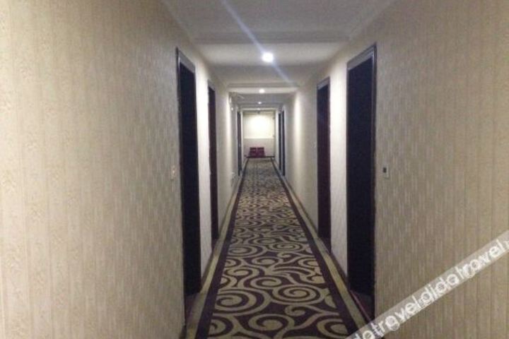 Hotel Interior 10 of 25