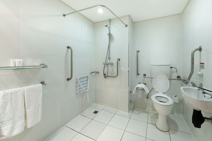 Room 8 of 96