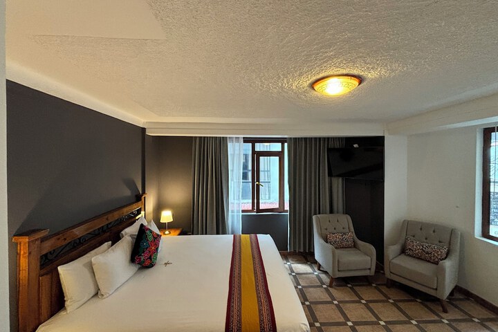 Room 21 of 37