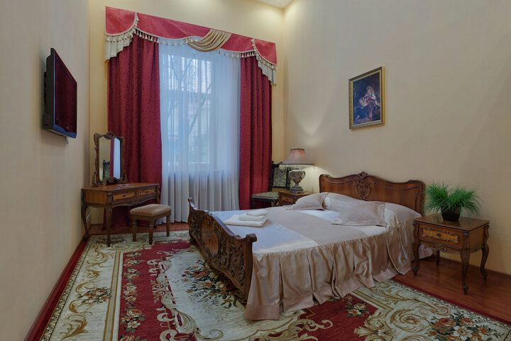Room 6 of 60