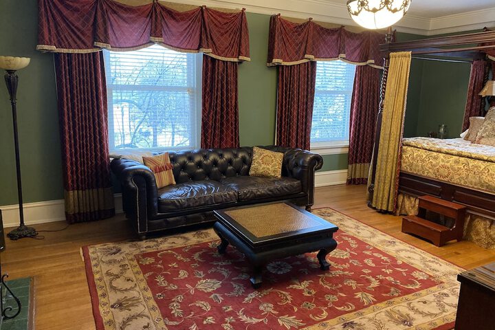 Room 25 of 92