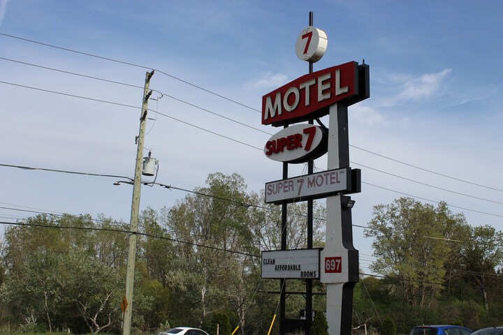 Hotel 21 of 24