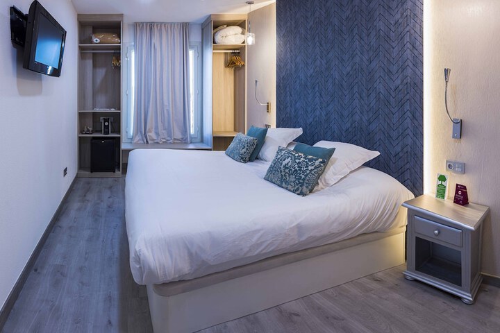 Room 15 of 72