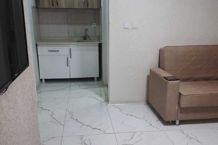 Room 10 of 21
