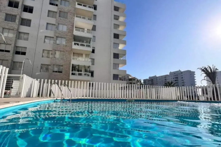 Pool 9 of 13