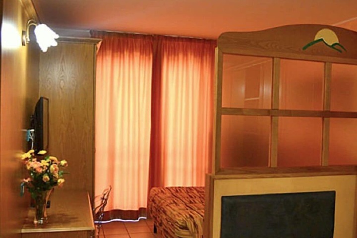 Room 7 of 30