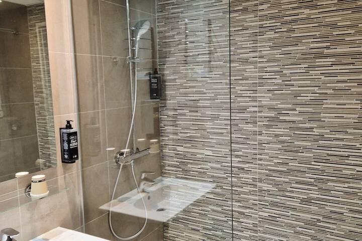 Bathroom Vanities