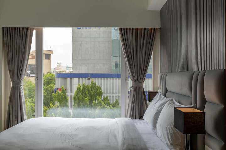 Room 29 of 63