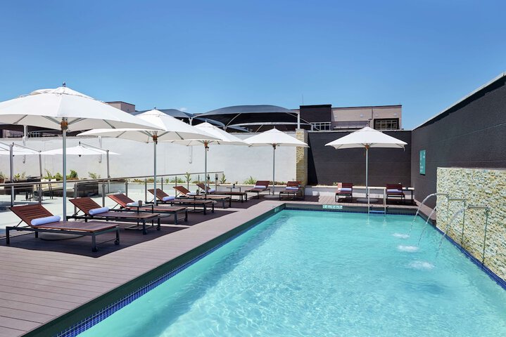 Pool Hotel
