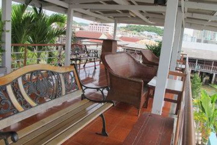 Terrace/Patio 50 of 51