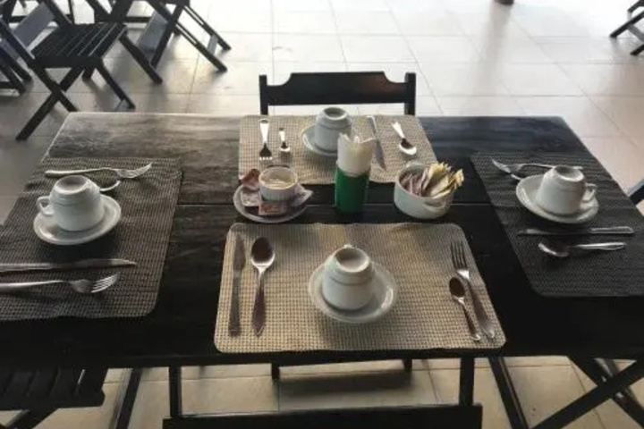 Dining 19 of 19