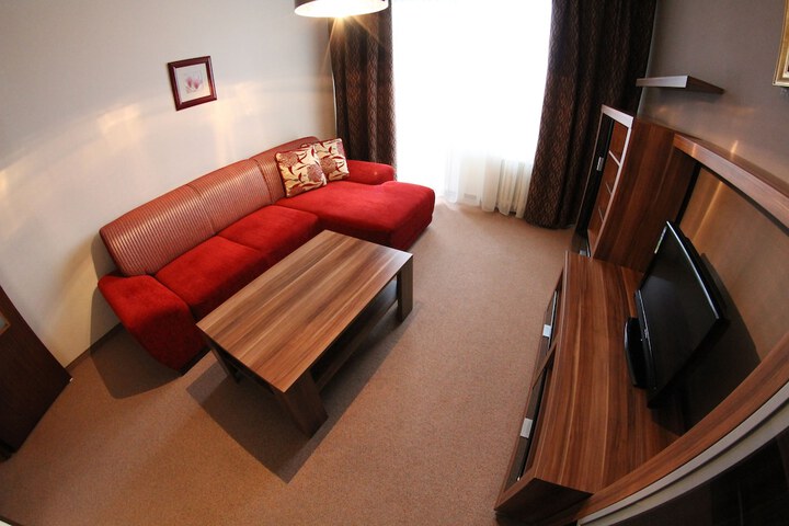 Room 17 of 44