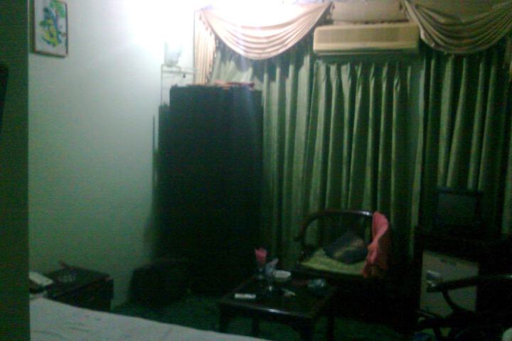 Room 17 of 19