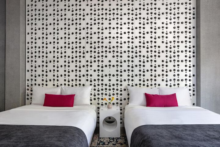 Room 74 of 147