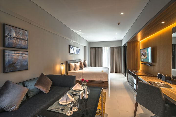 Room 10 of 55