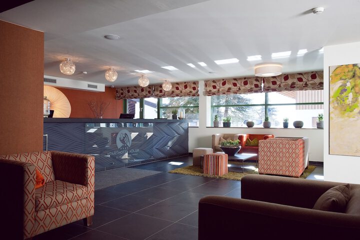 Hotel Interior 2 of 115