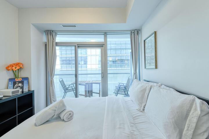 Room 107 of 174