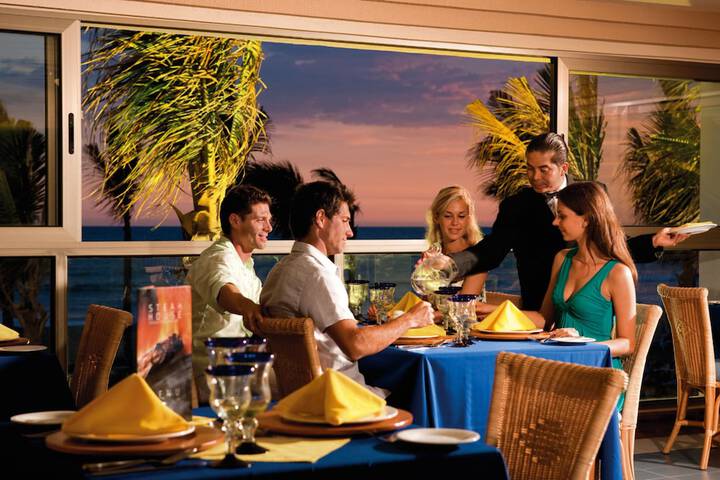 Dining 96 of 130