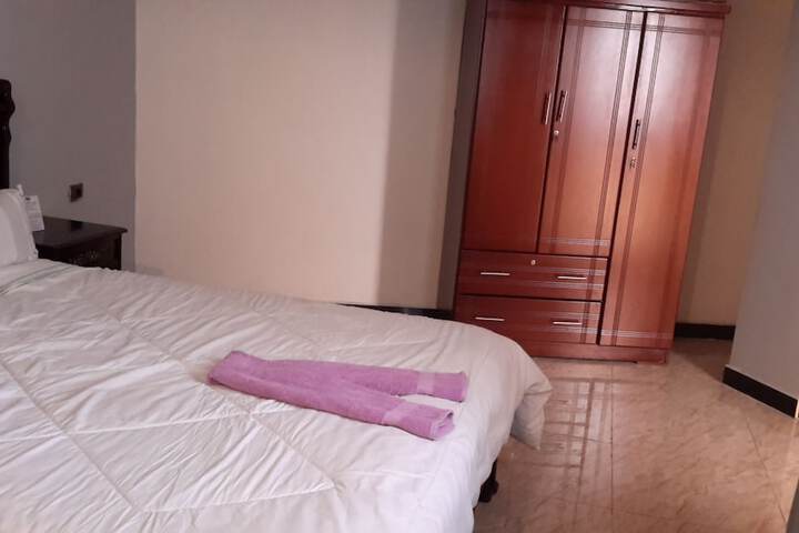 Room 2 of 31