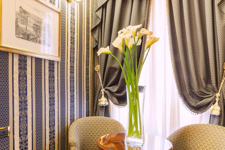Room 43 of 138