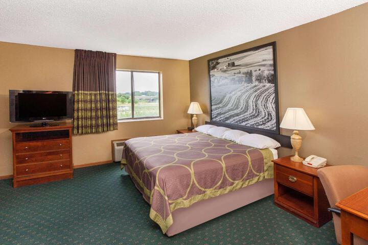 Standard King Bed Accessible (3 of 16)