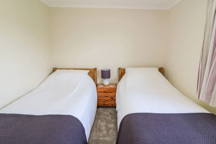 Room 2 of 13