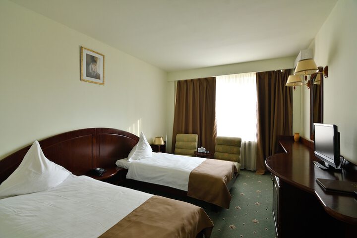 Room 19 of 58