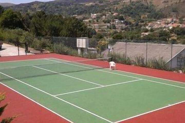 Tennis court
