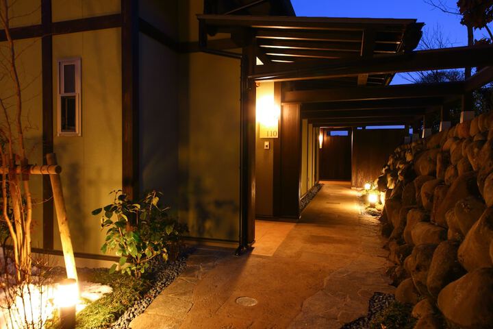 Room 4 of 111