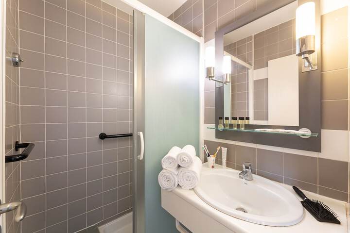 Clean Restrooms