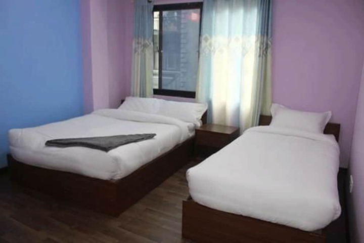Room 8 of 44