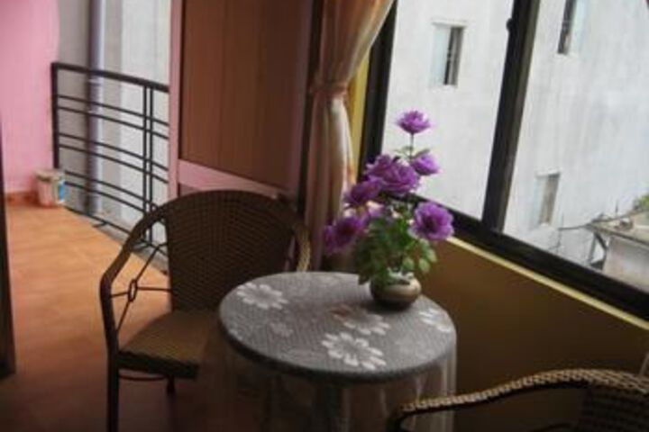 Room 53 of 71