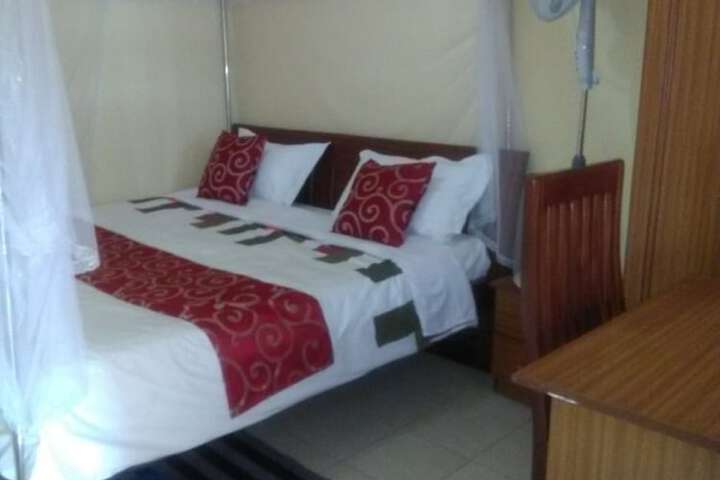 Room 2 of 22
