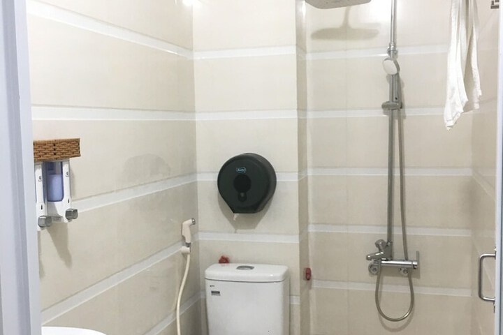Room 15 of 43