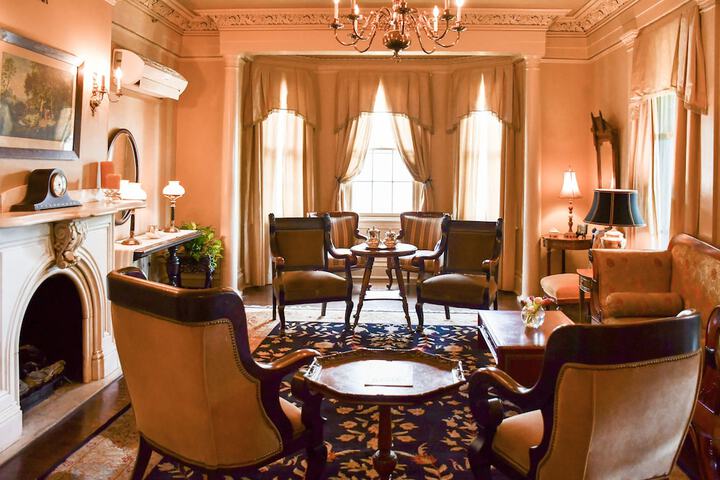 Guest Lobby
