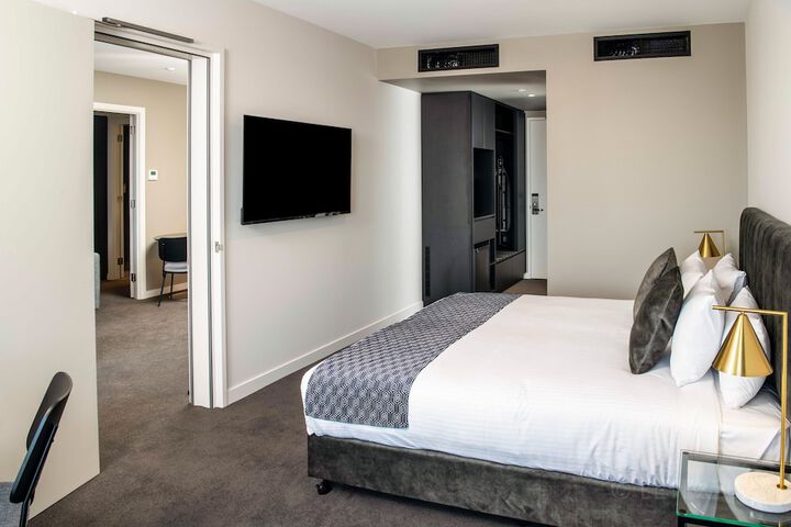 Room 10 of 125