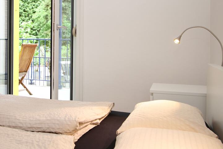 Room 5 of 67