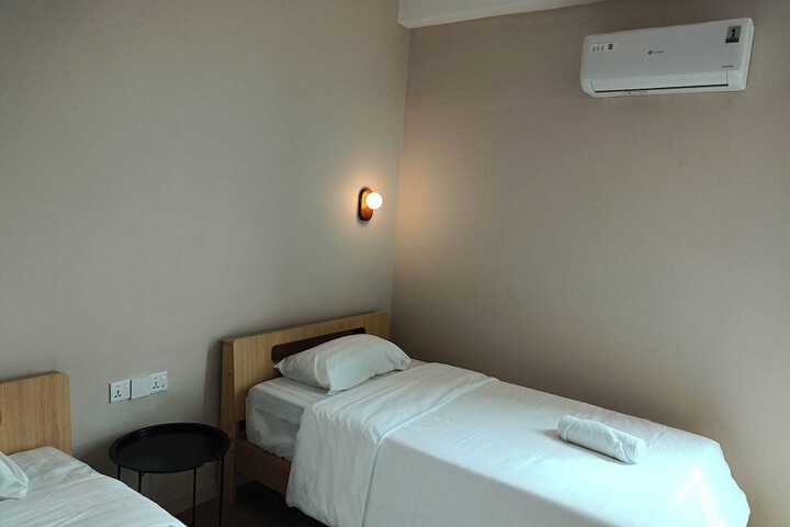 Room 9 of 45