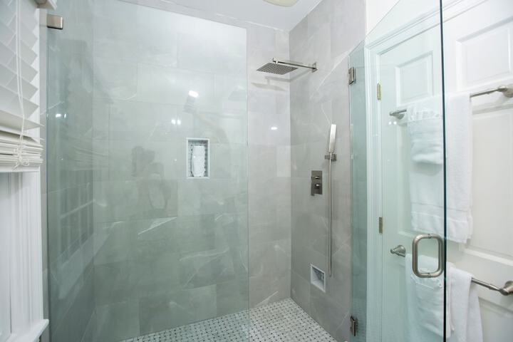Room 44 of 53