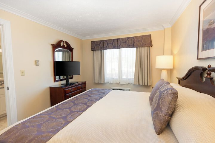Room 15 of 176